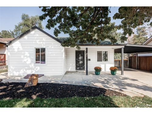 250 King St, Denver, CO, 80219-1325 | Card Image