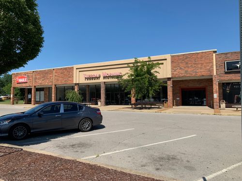 ste-a-1951 Madison St, CLARKSVILLE, TN, 37043-5092 | Card Image