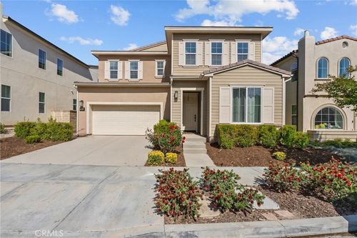 27624 Solana Way, Saugus, CA, 91350-5778 | Card Image