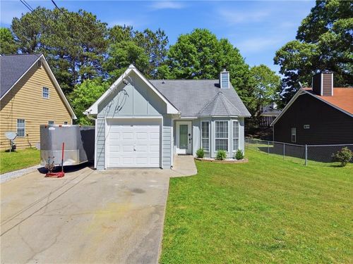 8048 Fieldstream Way, Douglasville, GA, 30134-2022 | Card Image