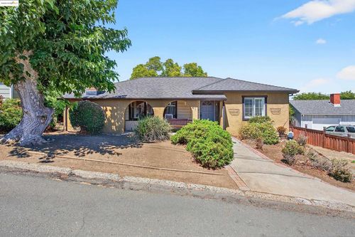 41 Corte Dorado, Benicia, CA, 94510-2210 | Card Image