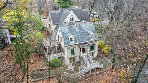 296 Walhalla Rd, Columbus, OH, 43202-1443 | Card Image