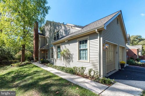 189 Fox Run Rd, AMBLER, PA, 19002-2050 | Card Image