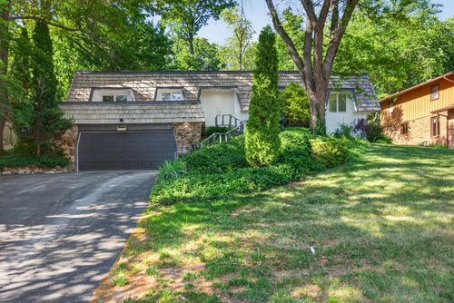 5154 Crofton Dr, Rockford, IL, 61114-5424 | Card Image