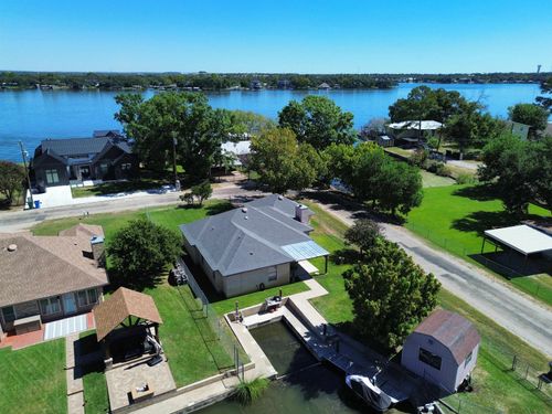 503 N Beach, Sunrise Beach, TX, 78643-9203 | Card Image