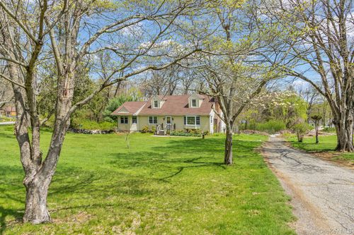 10 Otha Dr, Katonah, NY, 10536-3102 | Card Image