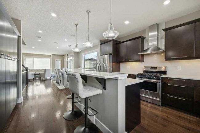 1721 44 Avenue Sw, Home with 4 bedrooms, 3 bathrooms and 2 parking in Calgary AB | Image 12
