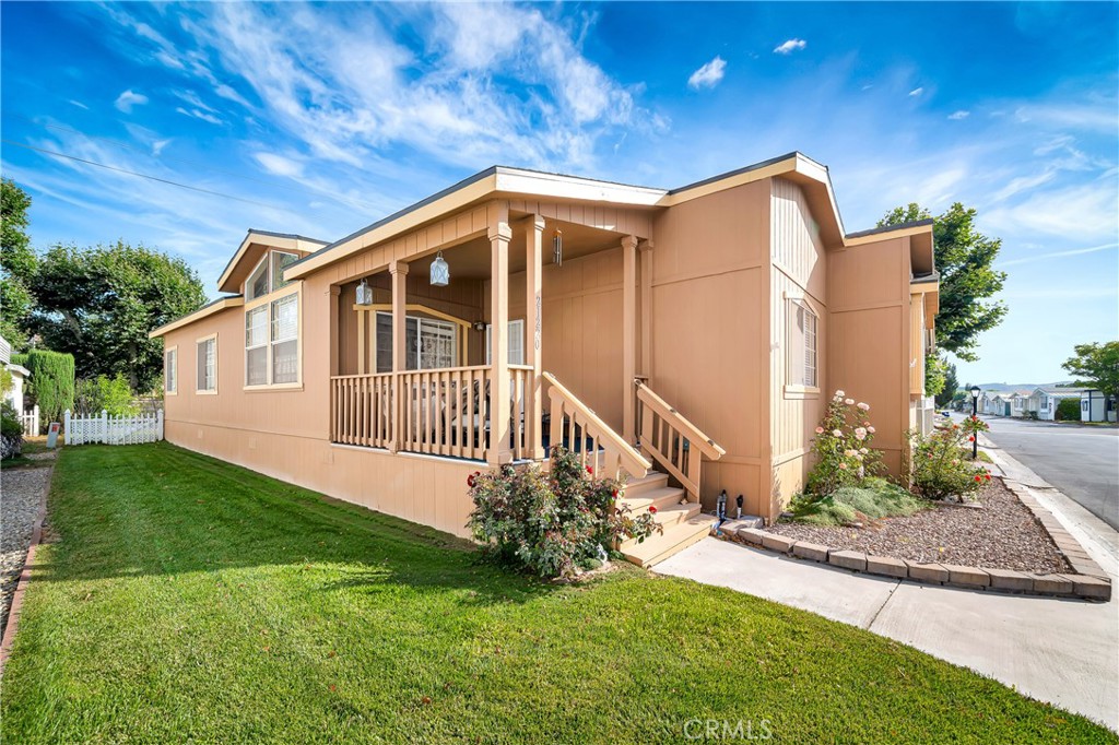 Manufactured In Park in Canyon Country 4