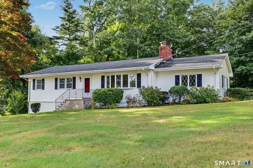 62 Longmeadow Rd, Shelton, CT, 06484-2611 | Card Image
