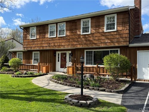 136 Cedar Heights Dr, Jamesville, NY, 13078-9422 | Card Image