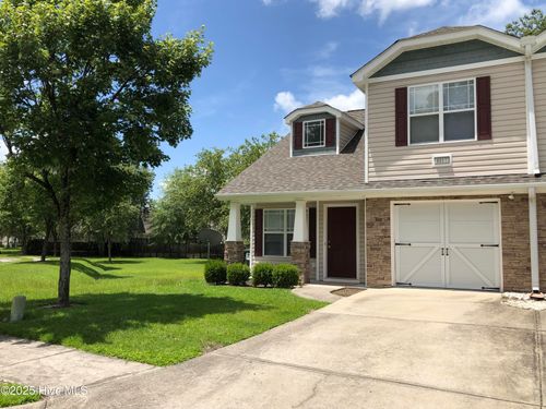 4017 Arbor Green Way, New Bern, NC, 28562-2266 | Card Image