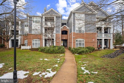 unit-302-20281 Beechwood Ter, ASHBURN, VA, 20147-2716 | Card Image