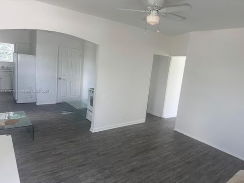 apt-4-1111 N 22nd Ave, Hollywood, FL, 33020-3462 | Card Image