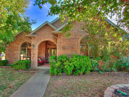 500 Nw 143rd St, Edmond, OK, 73013-1949 | Card Image