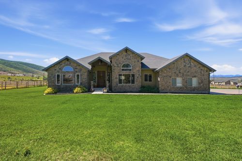 90 Sky Ln, Kamas, UT, 84036-9735 | Card Image