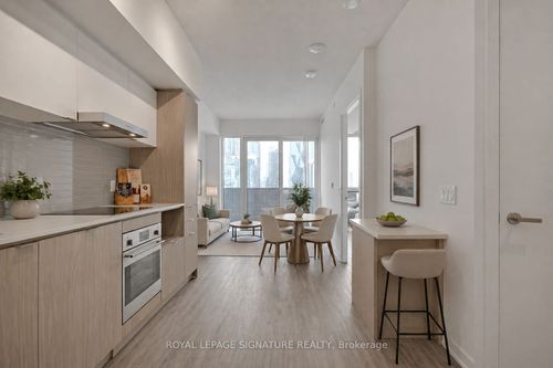 2916-55 Cooper St, Toronto, ON, M5E0G1 | Card Image