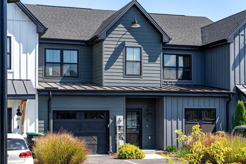 30 Field Ct, BRIDGEWATER, VA, 22812-9514 | Card Image