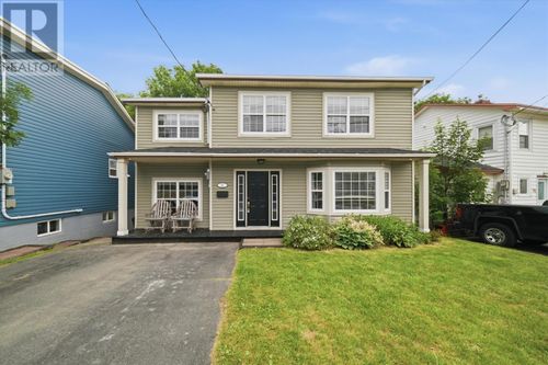 81 Cornwall Ave, St. John's, NL, A1E1Y7 | Card Image
