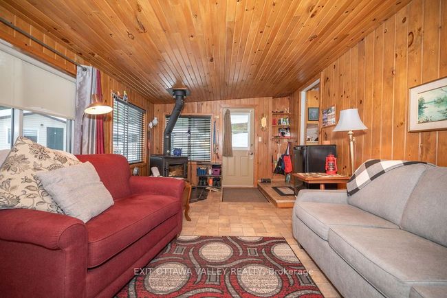 51 Myrlin Way, House other with 2 bedrooms, 1 bathrooms and 8 parking in Deep River ON | Image 14