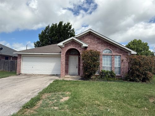 1142 Margie St, Burleson, TX, 76028-5752 | Card Image