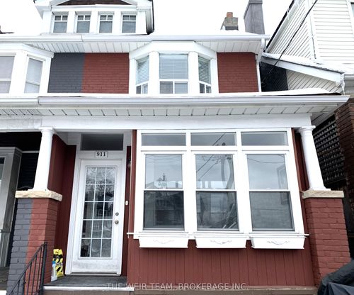 911 Woodbine Ave, Toronto, ON, M4C4B6 | Card Image
