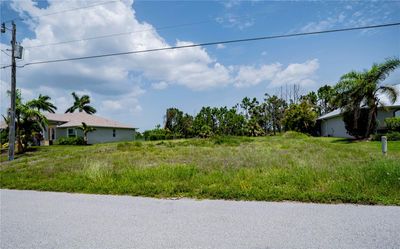 8 Medalist Court, Home with 0 bedrooms, 0 bathrooms and null parking in Rotonda West FL | Image 3