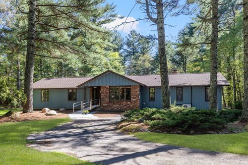 125 Widow Sweets Rd, Exeter, RI, 02822-2714 | Card Image