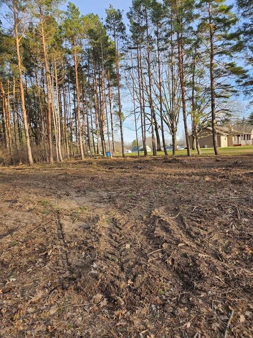 1015 Bundy Dr, Lake Isabella, MI, 48893-8804 | Card Image