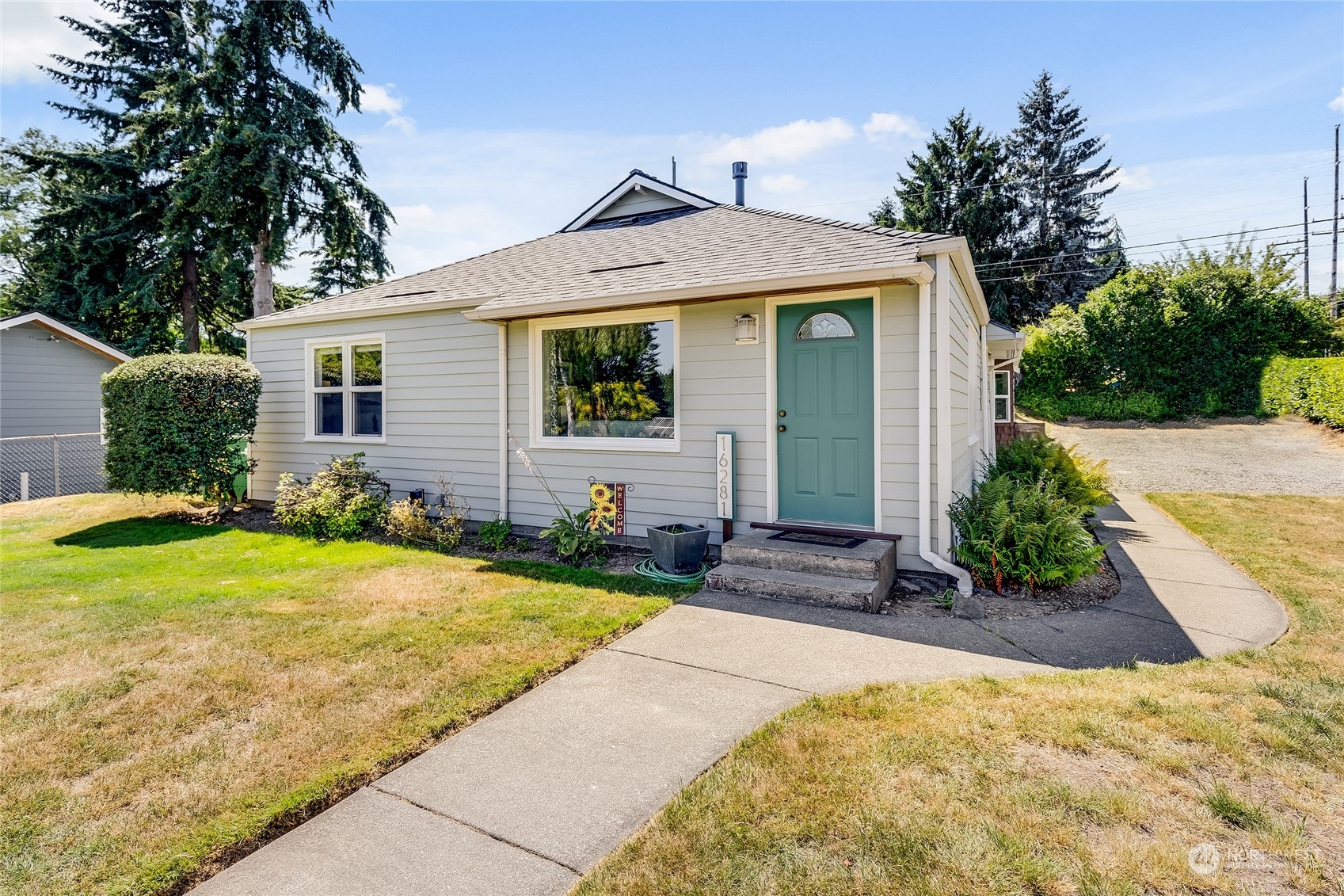 9th Ave, Shoreline, WA 98155