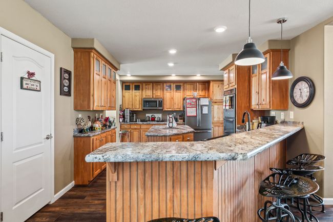 Kitchen | Image 12
