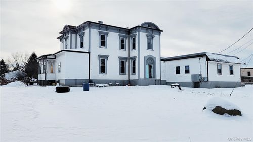 1 Mills Pl, Milton, NY, 12547-5256 | Card Image