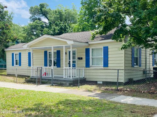 202 Meares St, Wilmington, NC, 28401-5637 | Card Image