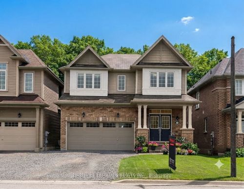 127 Munro Cir, Brantford, ON, N3T0R4 | Card Image