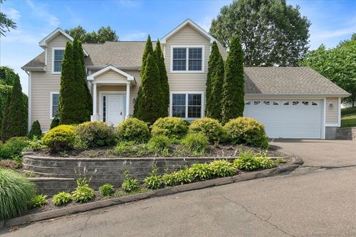 9-400 Burr St, New Haven, CT, 06512-3669 | Card Image