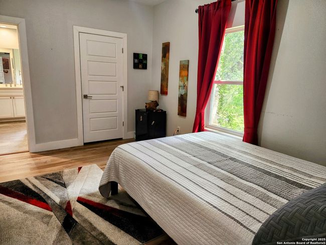 9810 Park Dr, House other with 2 bedrooms, 3 bathrooms and null parking in Helotes TX | Image 35