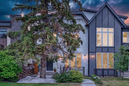 1746 49 Ave Sw, Calgary, AB, T2T2T9 | Card Image