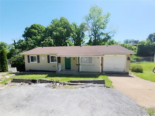 1816 West Dr, High Ridge, MO, 63049-1915 | Card Image