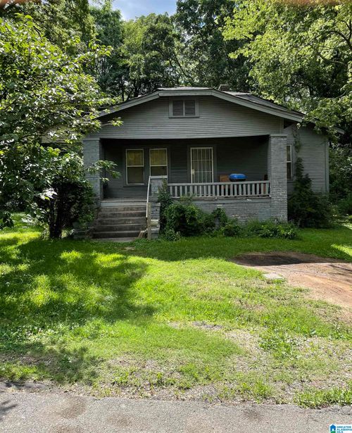 1003 7th St, MIDFIELD, AL, 35228-2802 | Card Image