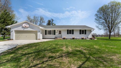 914 Woodland Cir, Long Prairie, MN, 56347-1750 | Card Image