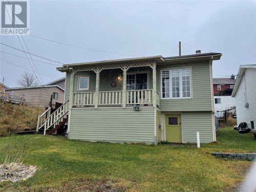 10 Water Front Road, Robert's Arm, NL, A0J1R0 | Card Image
