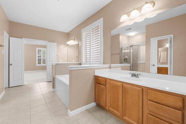 27726 Geneva Hills Ln, House other with 3 bedrooms, 3 bathrooms and 2 parking in Spring TX | Image 24