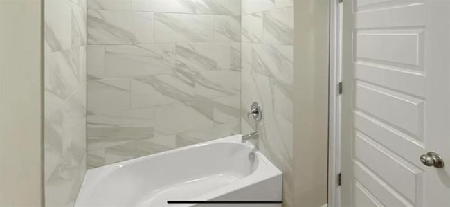 Full bathroom with shower combination | Image 19