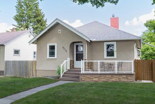 5215 51 Street, Lacombe, AB, T4L1J1 | Card Image