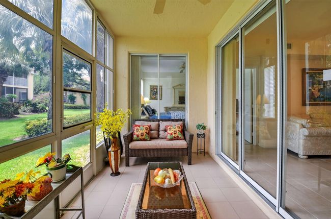 UNIT-101 - 12447 Crystal Pointe Dr, Condo with 3 bedrooms, 2 bathrooms and null parking in Boynton Beach FL | Image 8