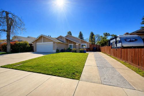1358 Grendel Way, Sacramento, CA, 95833-1026 | Card Image