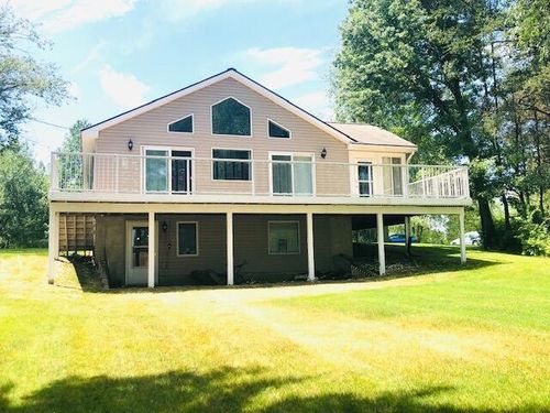 11485 S Lookout Rdg, Stanwood, MI, 49346-9731 | Card Image
