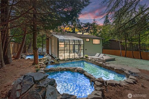 2012 S 331st St, Federal Way, WA, 98003-6850 | Card Image