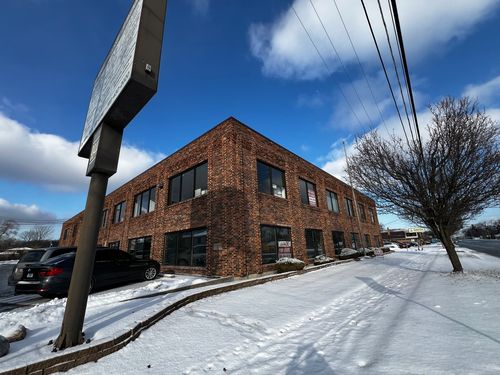 ste-208-9944 S Roberts Rd, Palos Hills, IL, 60465-1558 | Card Image