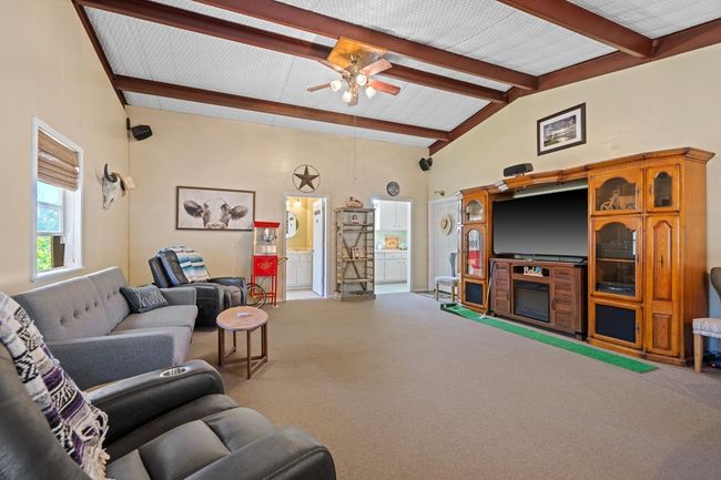 Interior living room guest house | Image 4