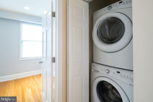 110 Roxborough Ave, Townhouse with 3 bedrooms, 2 bathrooms and null parking in PHILADELPHIA PA | Image 15